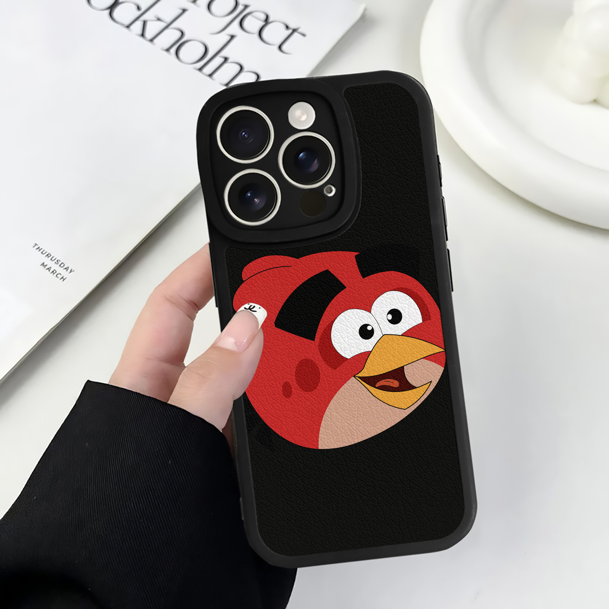 （画像用） Angry Birds アングリーバード 【iPhone 16シリーズ対応】シリコンスマホケース（レザー調） 材質：シリコン